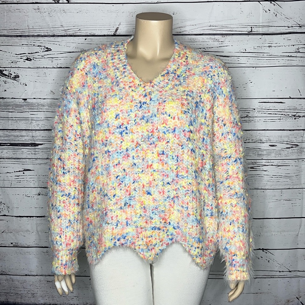 Chic Soul Size 1XL Rainbow Confetti Eyelash Open Weave Sweater Top